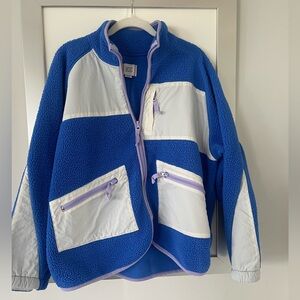 Urban Outfitters BDG spliced “Bruce” fleece jacket size Large 💙